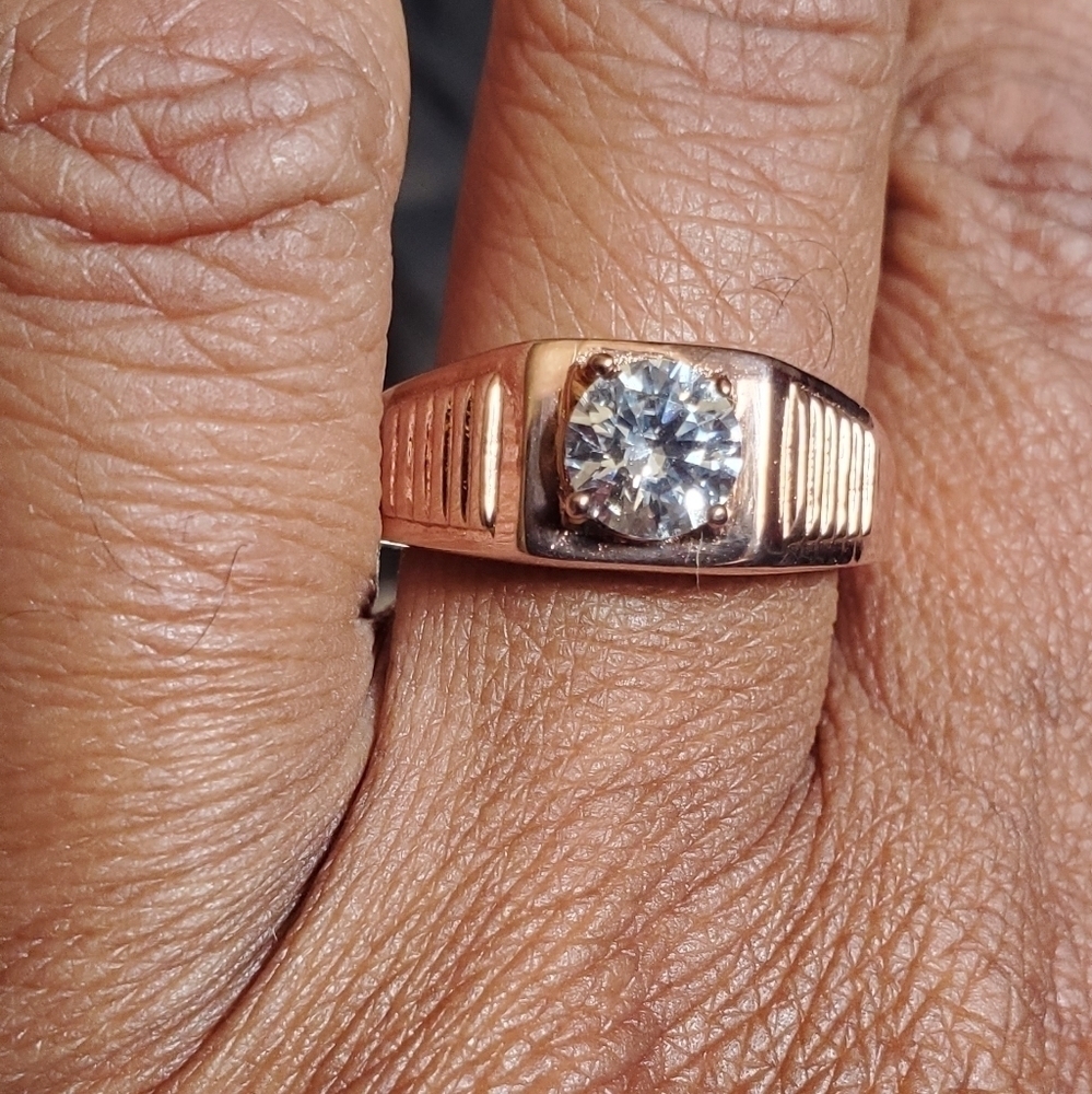 Swarovski Zirconia Solitaire ring in RG Plated with copper and magnet therapies.